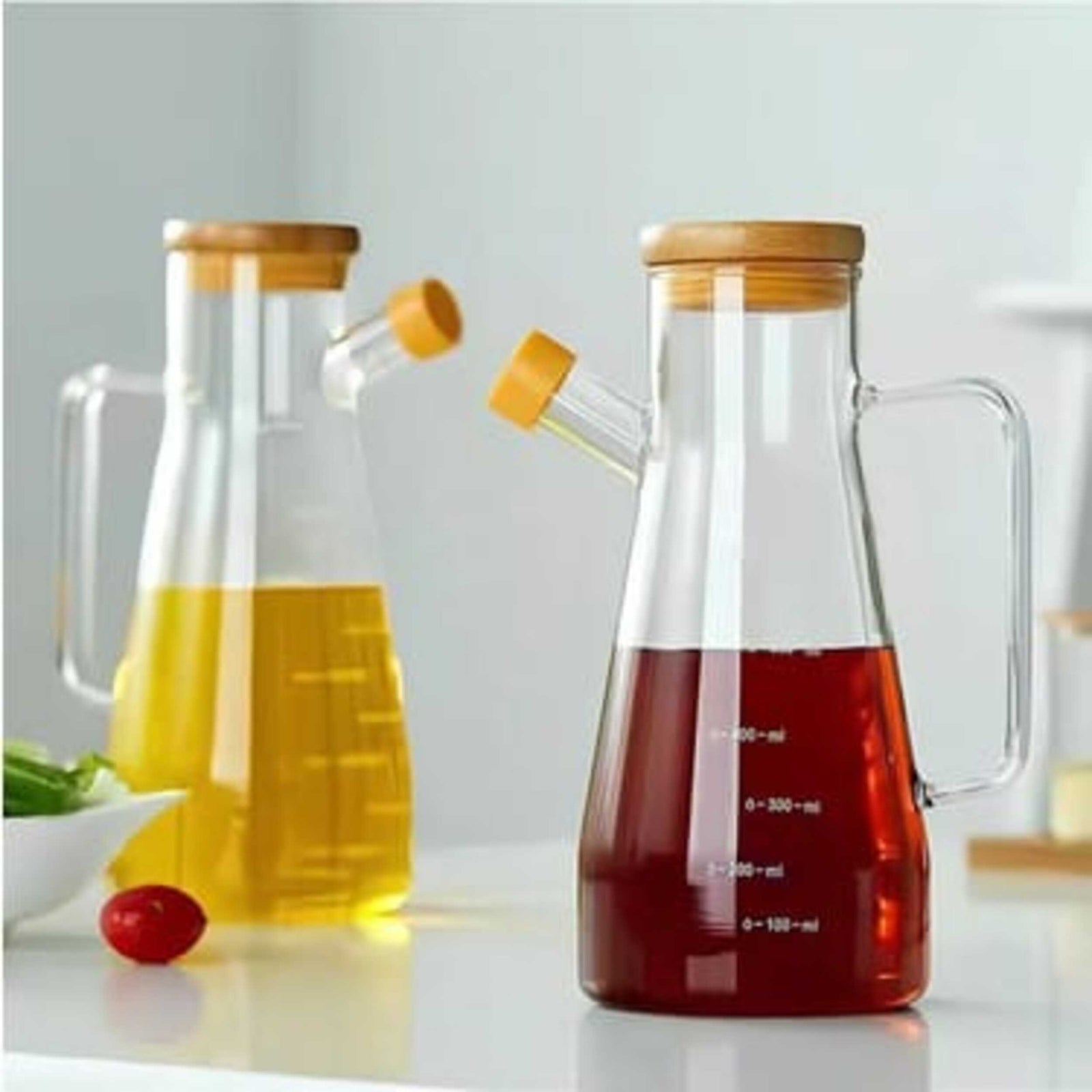 900ml glass oil jug with wooden lid