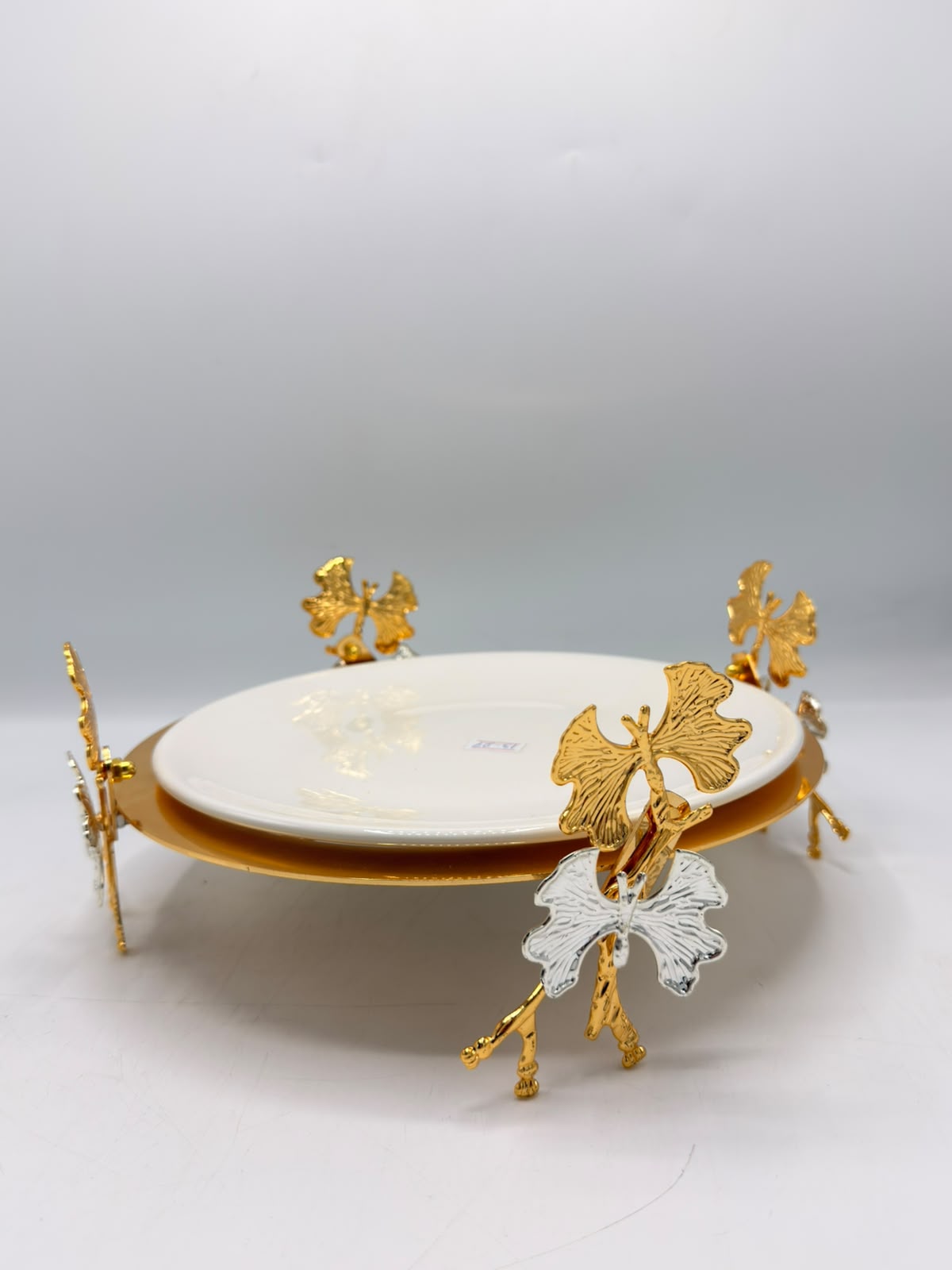 1Pcs Medium Ceramic White Plate with Gold Ginkgo Leaf Stand
