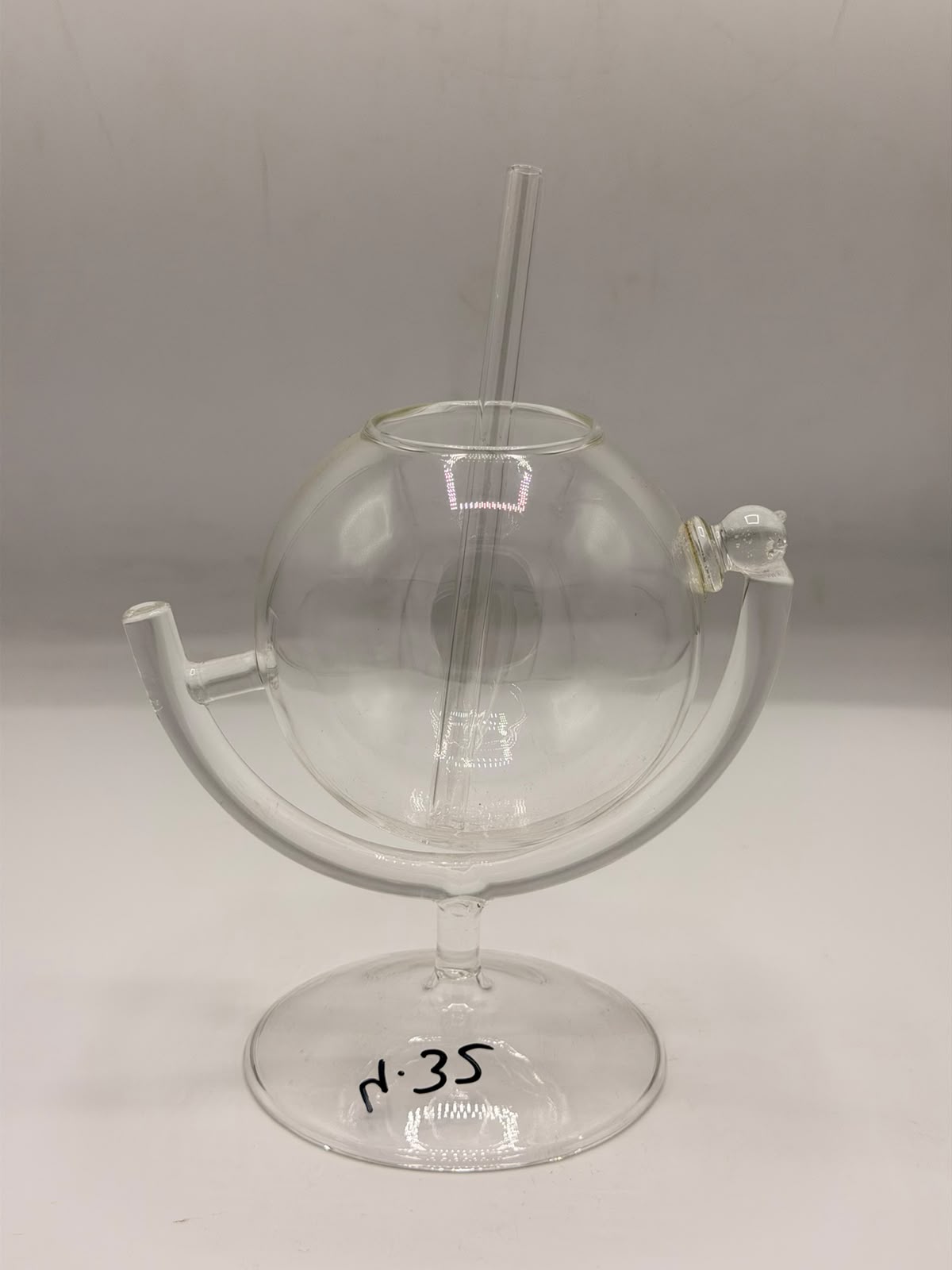 Globe Shape Glass Sipper (300ml)