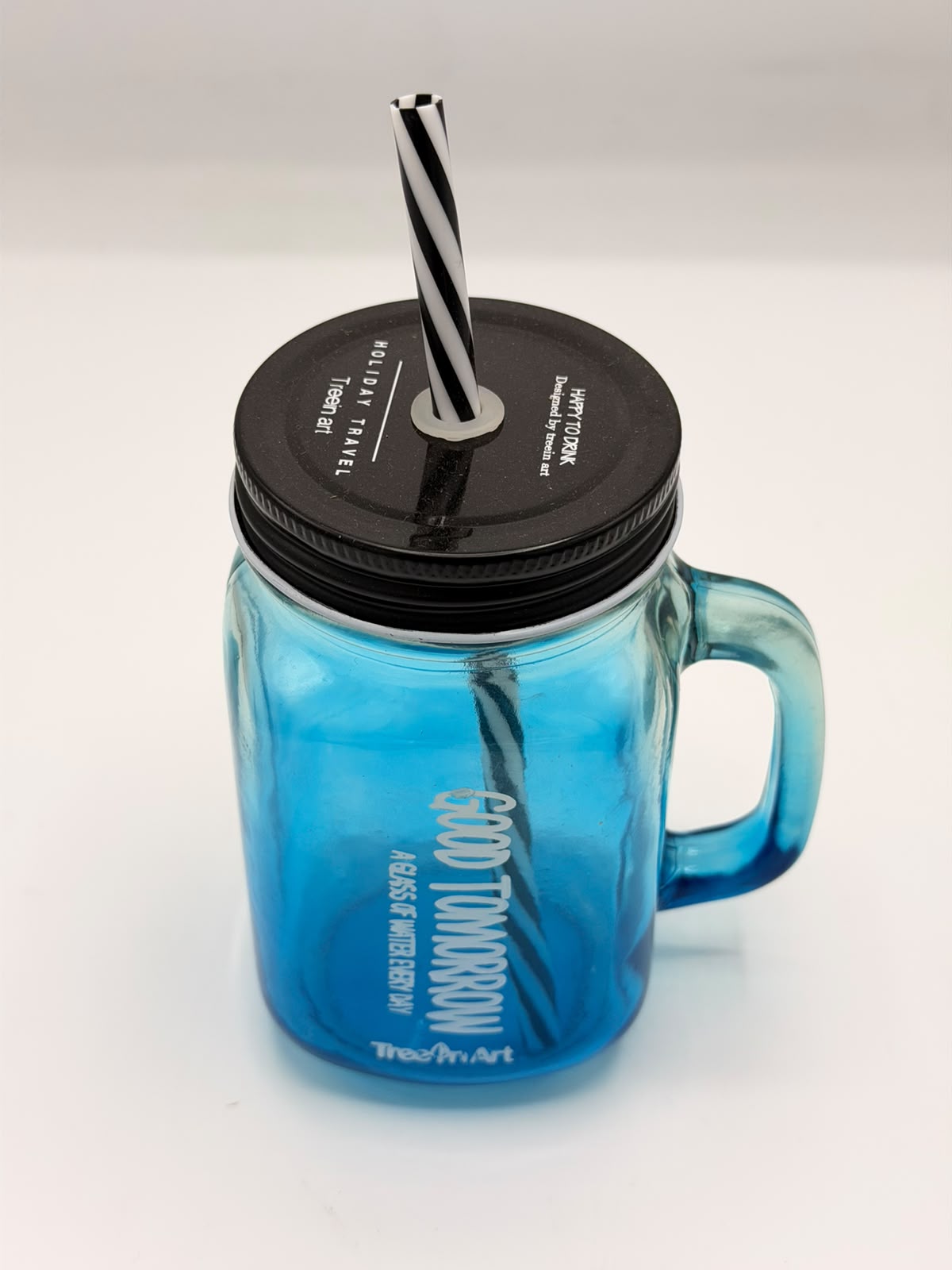Minimal glass water bottle