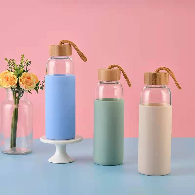 Glass Water Bottle with Silicone Protective Case – Leakproof Drinking Bottle for Home & Travel